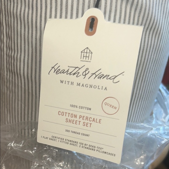 Hearth & Hand Queen Cotton Percale Sheet Set - Subtle Gray Stripes - Picture 2 of 8